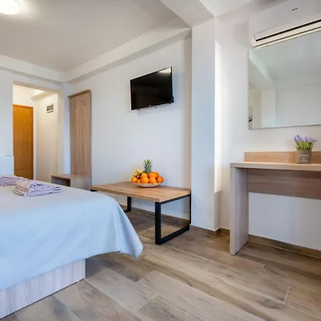 Bonaca Bed & Breakfast *