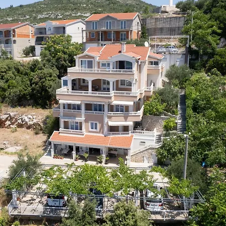 Bed & Breakfast Bonaca *